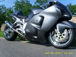 2002_suzuki_hayabusa_gsx1300r_046-300x225