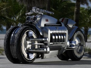 motocycles_2003_dodge_tomahawk_concept__003713_-300x225